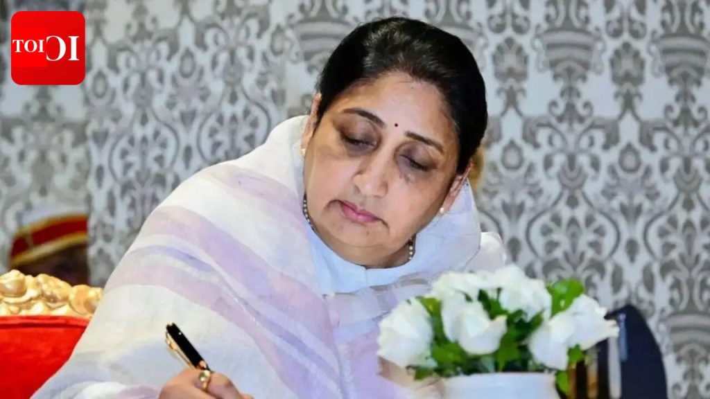 बारामती पोटनिवडणुकीत 22 अपक्ष अजूनही रिंगणात असले तरी सुनेत्रा पवार यांच्यासमोर मोठे आव्हान नाही